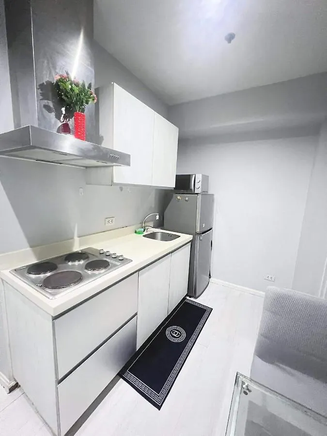 Penthouse 2Bedrooms Beachview Manila Philippines