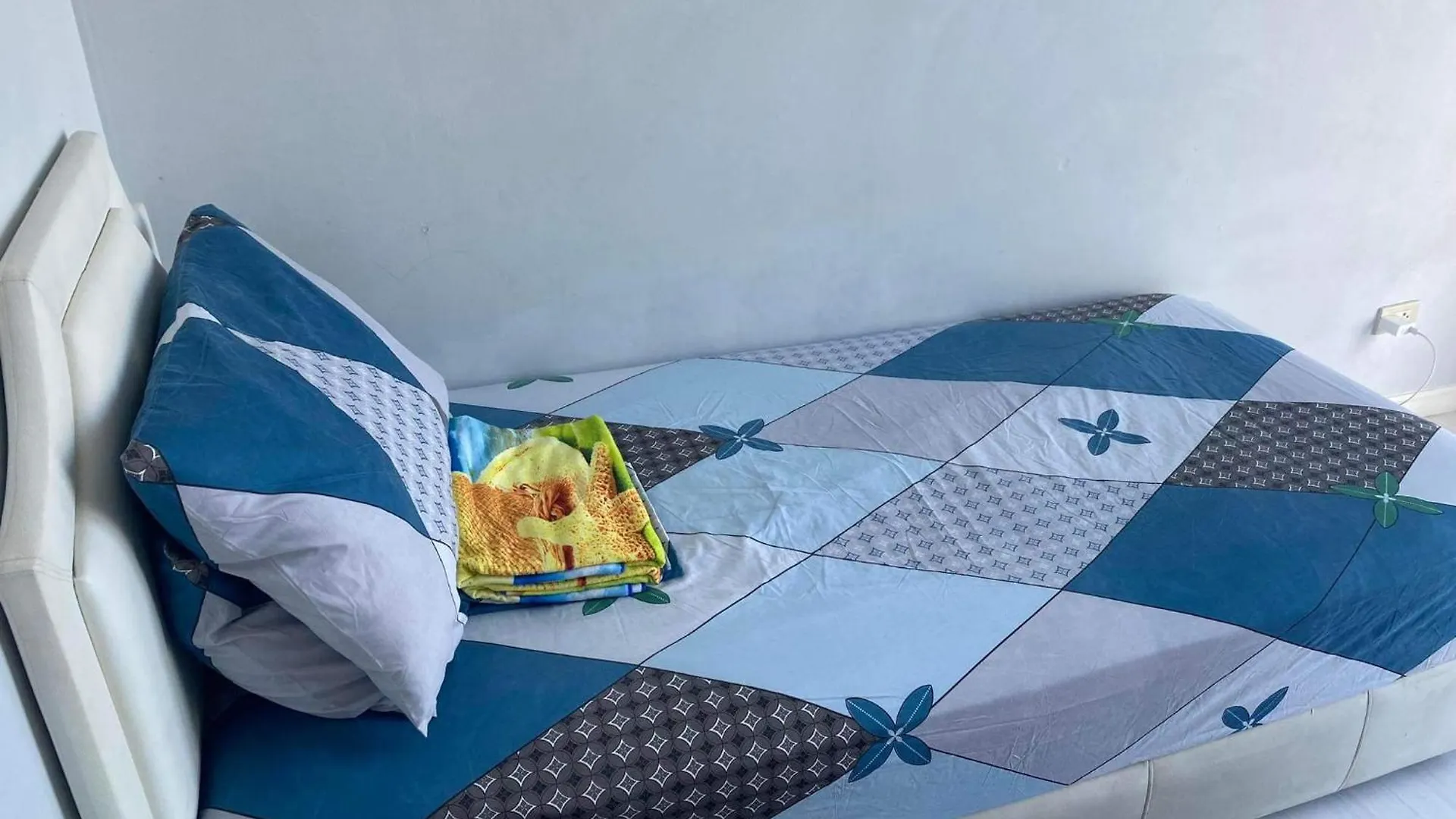 Penthouse 2Bedrooms Beachview Manila Philippines