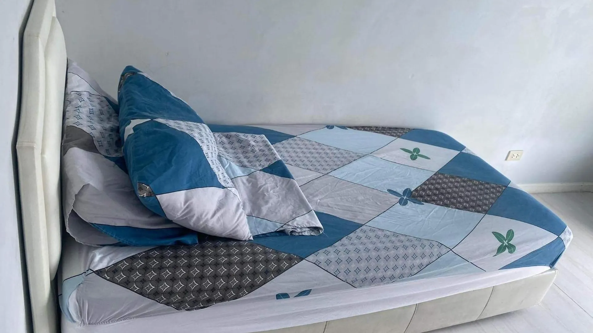 Penthouse 2Bedrooms Beachview Manila